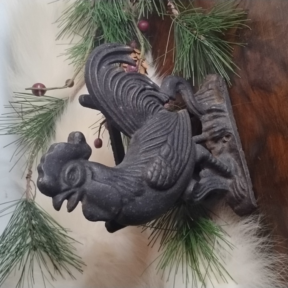 Rustic Black Cast Iron Rooster Figurine Napkin Holder